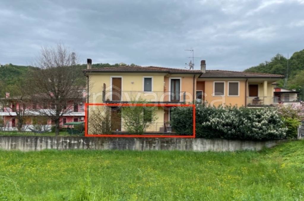 appartamento in vendita a Castelgomberto in zona Valle