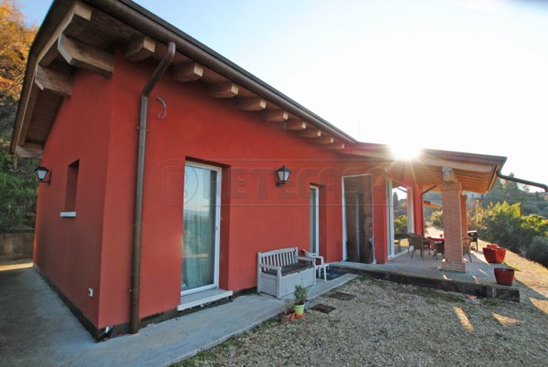 casa indipendente in vendita a Castelgomberto