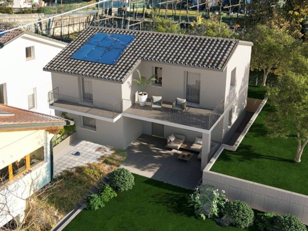 casa indipendente in vendita a Castelgomberto in zona Valle
