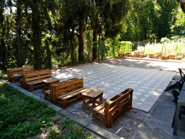 negozio in vendita a Castelgomberto