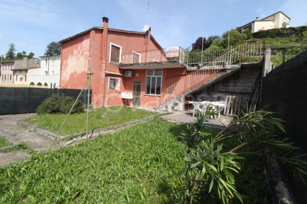 casa indipendente in vendita a Castelgomberto