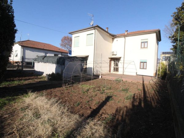 casa indipendente in vendita a Castelgomberto