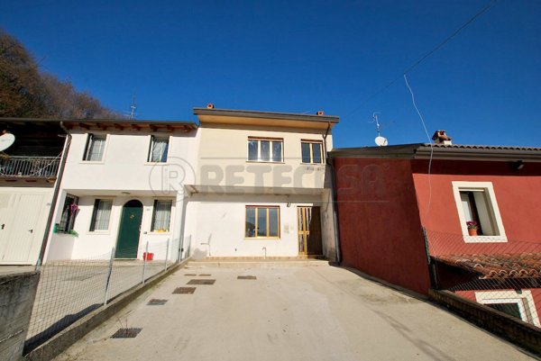 appartamento in vendita a Castelgomberto