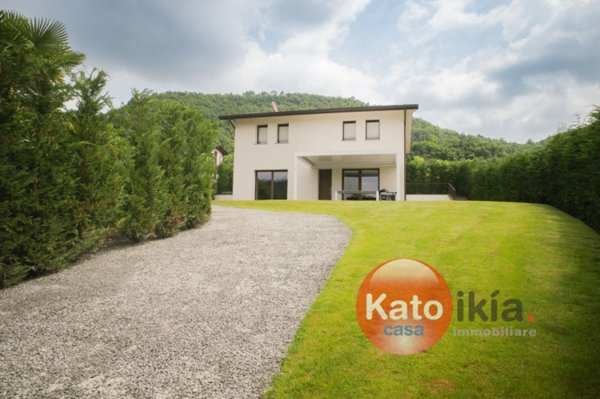 casa indipendente in vendita a Castelgomberto in zona Valle