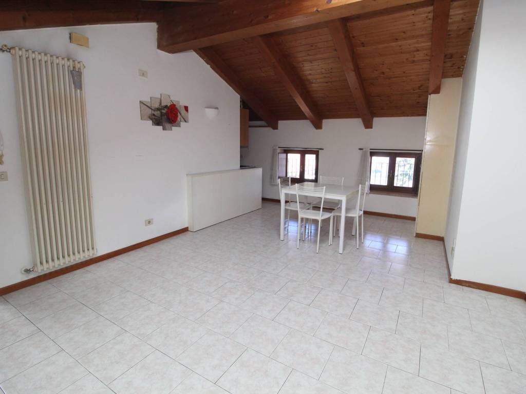 appartamento in vendita a Castelgomberto