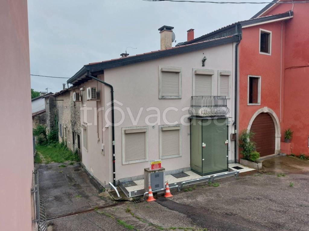 casa indipendente in vendita a Castelgomberto