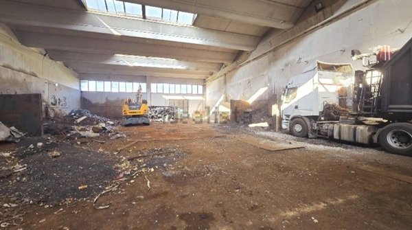 locale di sgombero in vendita a Castelgomberto