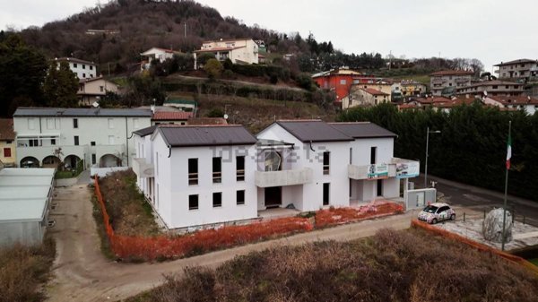 appartamento in vendita a Castelgomberto