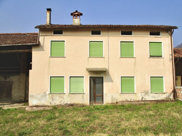 casa indipendente in vendita a Castelgomberto