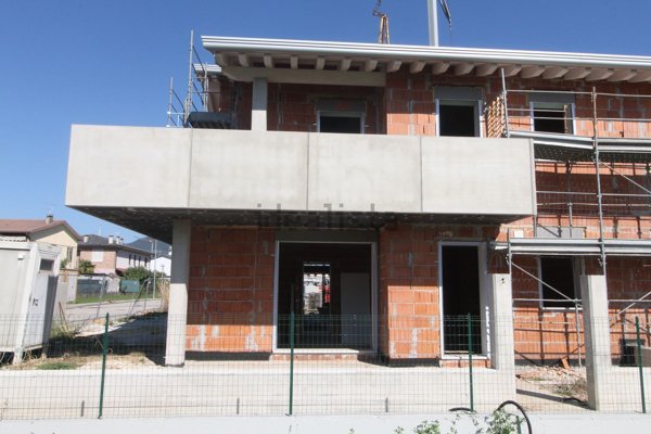 casa indipendente in vendita a Castelgomberto