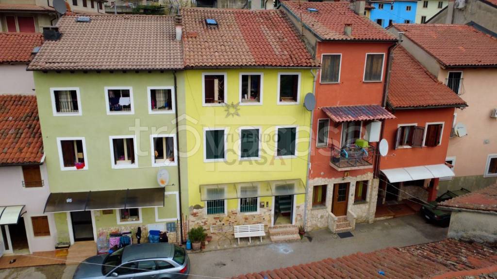 appartamento in vendita a Castelgomberto