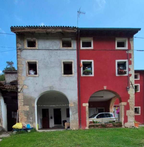 casa indipendente in vendita a Castelgomberto