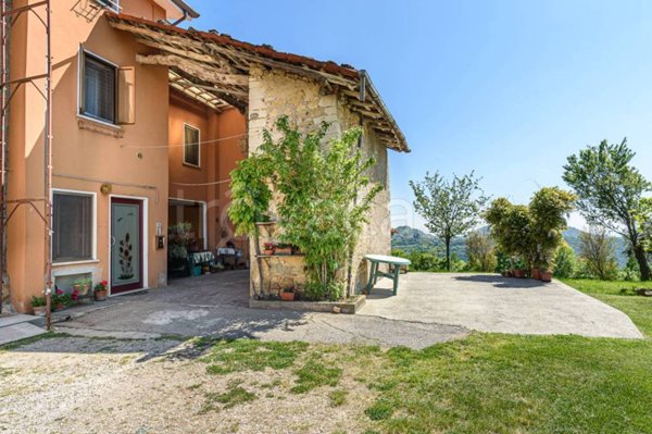 casa indipendente in vendita a Castelgomberto