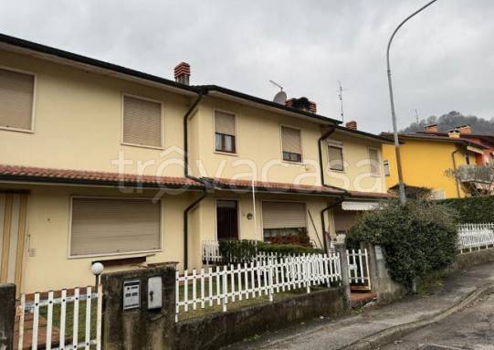 casa indipendente in vendita a Castelgomberto