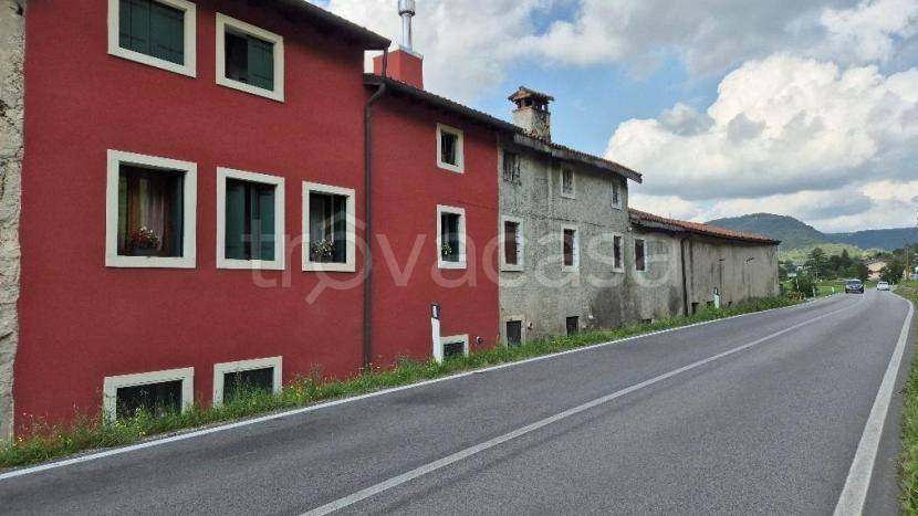 casa indipendente in vendita a Castelgomberto in zona Valle
