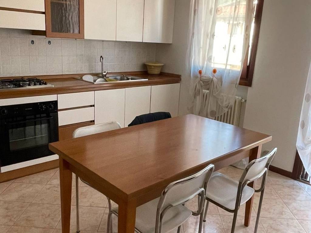appartamento in vendita a Castelgomberto