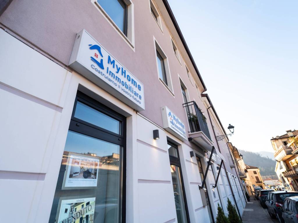 negozio in vendita a Chiampo