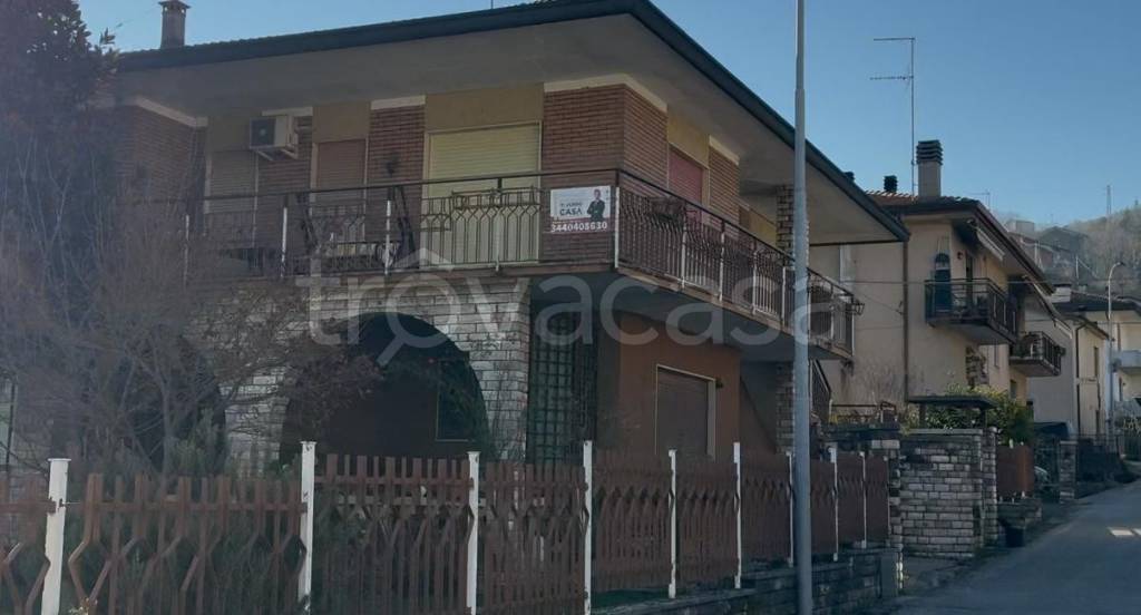 casa indipendente in vendita a Chiampo