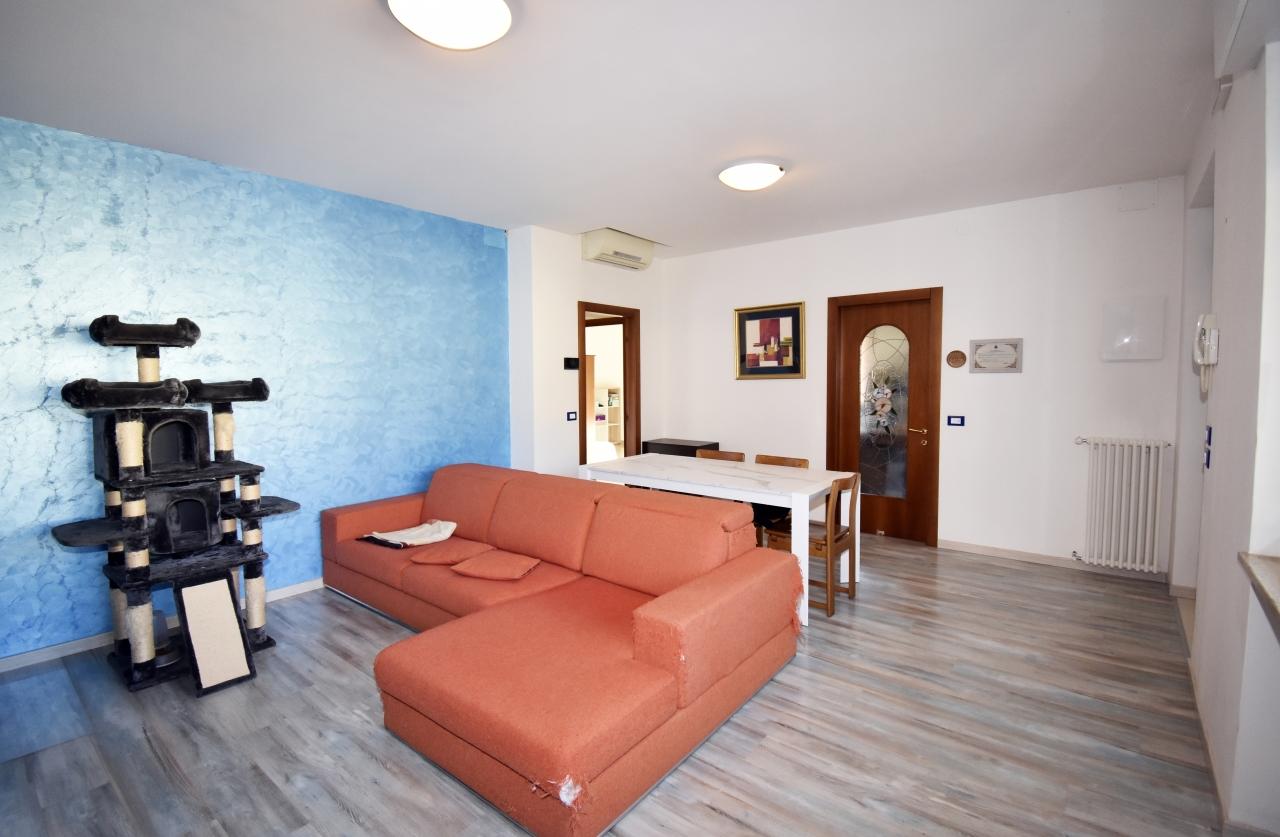 casa indipendente in vendita a Chiampo