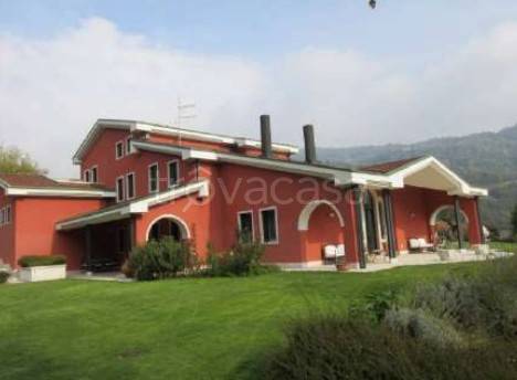 casa indipendente in vendita a Chiampo