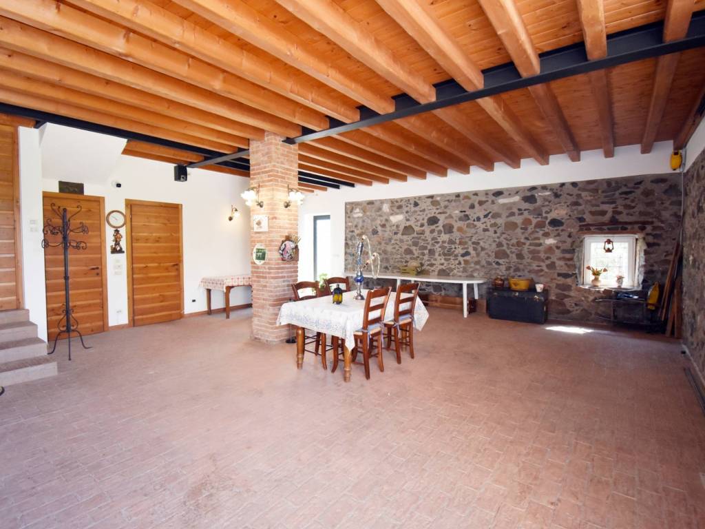 casa indipendente in vendita a Chiampo