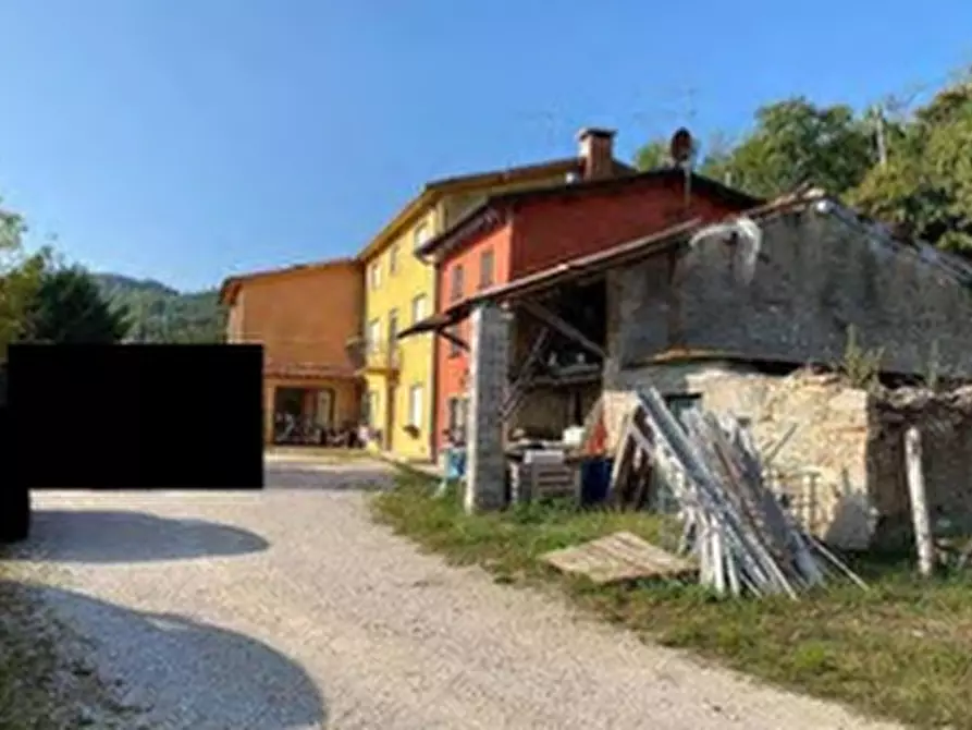 casa indipendente in vendita a Chiampo