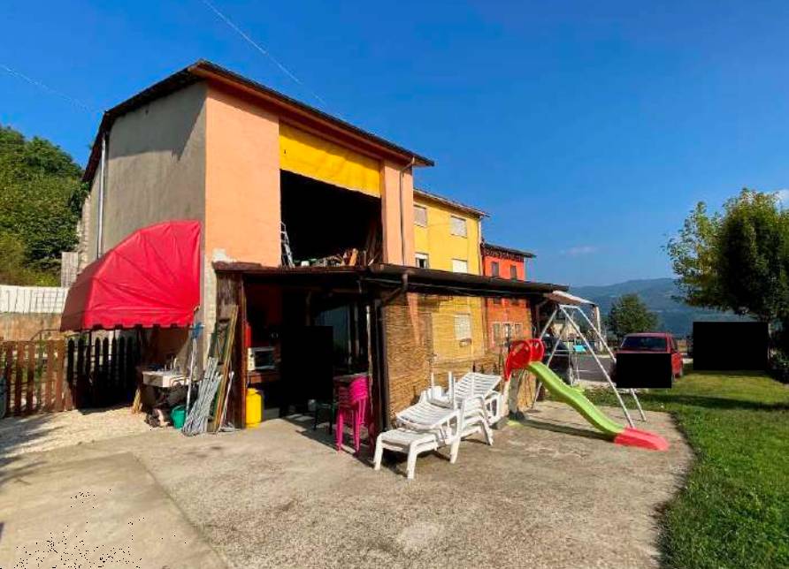 casa indipendente in vendita a Chiampo
