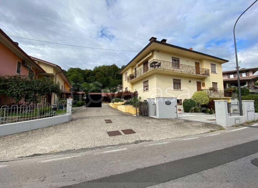 appartamento in vendita a Chiampo