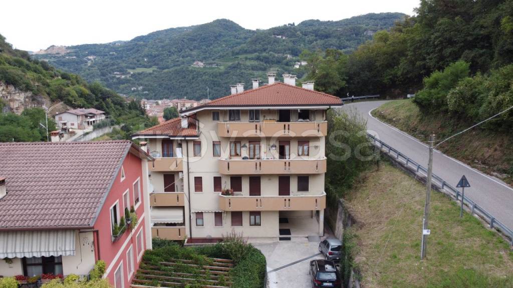 appartamento in vendita a Chiampo