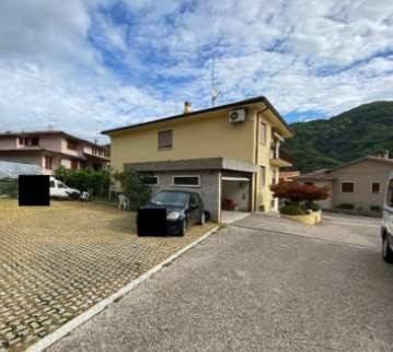 appartamento in vendita a Chiampo
