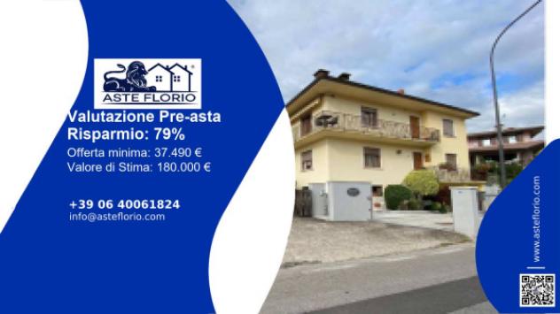 locale commerciale in vendita a Chiampo