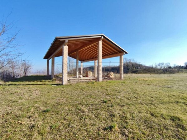 casa indipendente in vendita a Chiampo