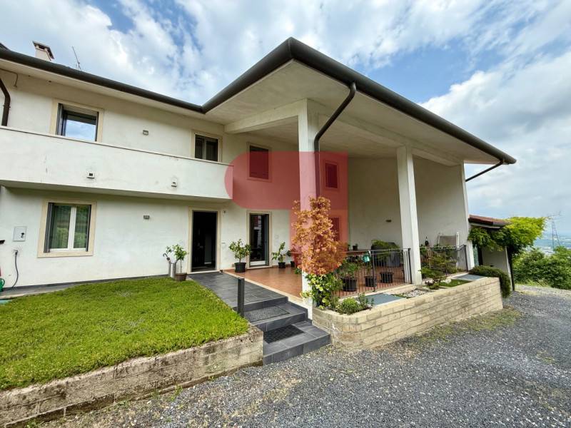 casa indipendente in vendita a Chiampo