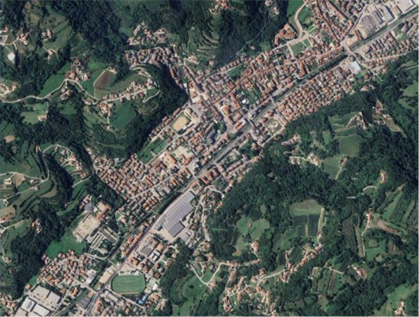 negozio in vendita a Chiampo