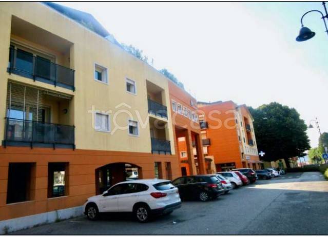negozio in vendita a Chiampo