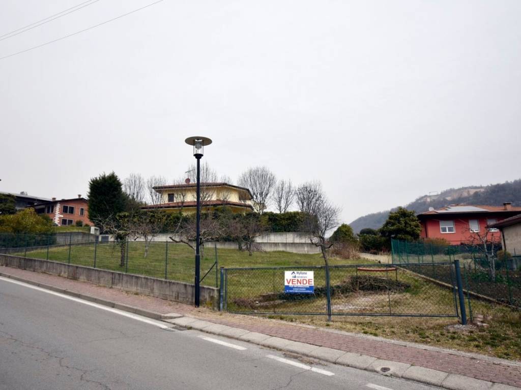 casa semindipendente in vendita a Chiampo