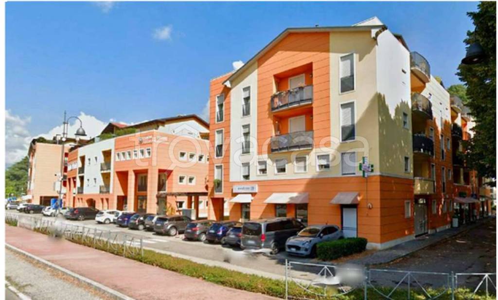 negozio in vendita a Chiampo