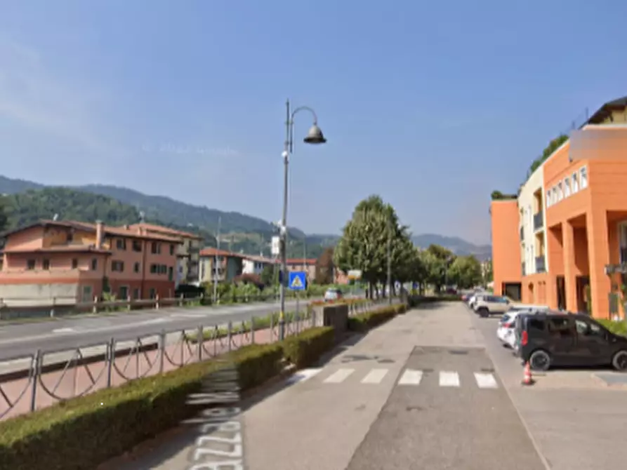 negozio in vendita a Chiampo