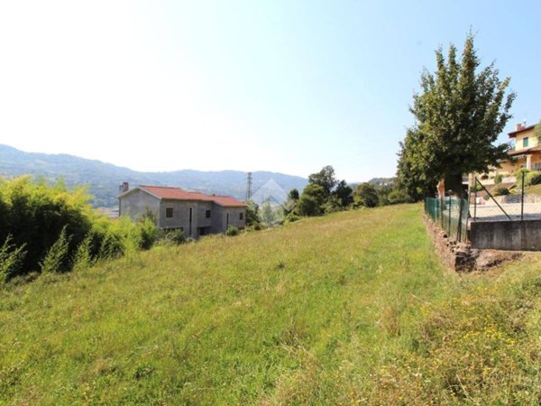 terreno edificabile in vendita a Chiampo