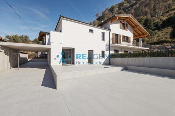 casa indipendente in vendita a Chiampo