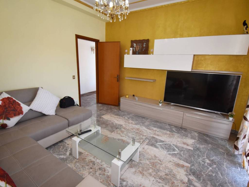 casa indipendente in vendita a Chiampo