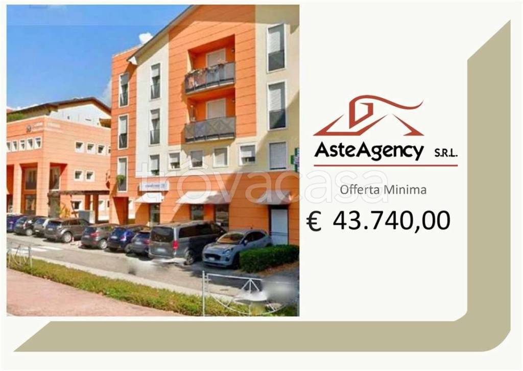 negozio in vendita a Chiampo