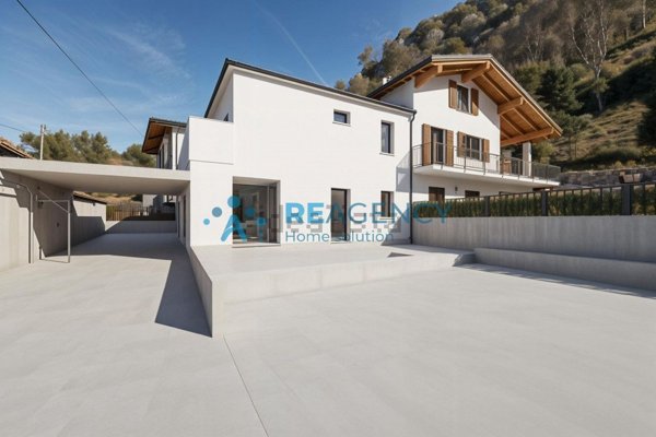 casa indipendente in vendita a Chiampo