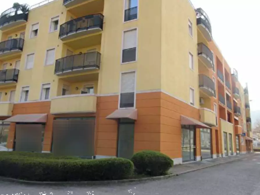 negozio in vendita a Chiampo