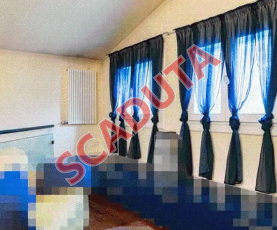 casa indipendente in vendita a Chiampo