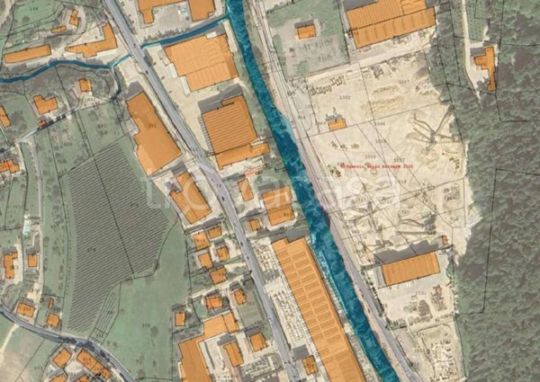 locale commerciale in vendita a Chiampo in zona Arso