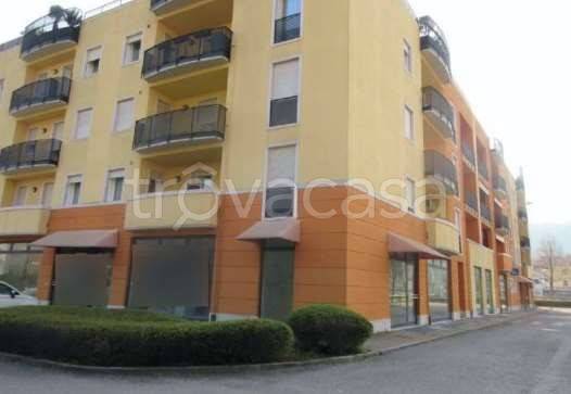 ufficio in vendita a Chiampo