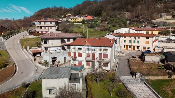 casale in vendita a Chiampo