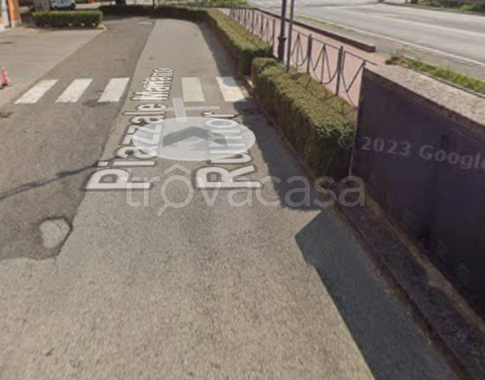 negozio in vendita a Chiampo