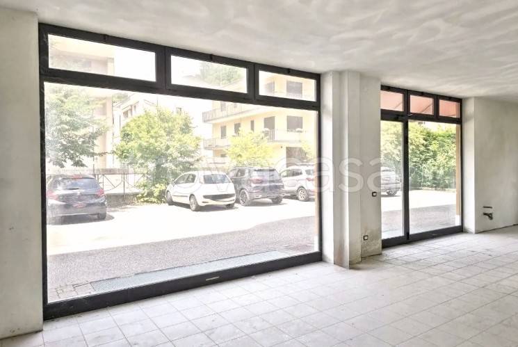 negozio in vendita a Chiampo